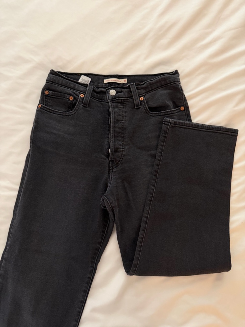 Levi's High Rise Black Women's Jeans
